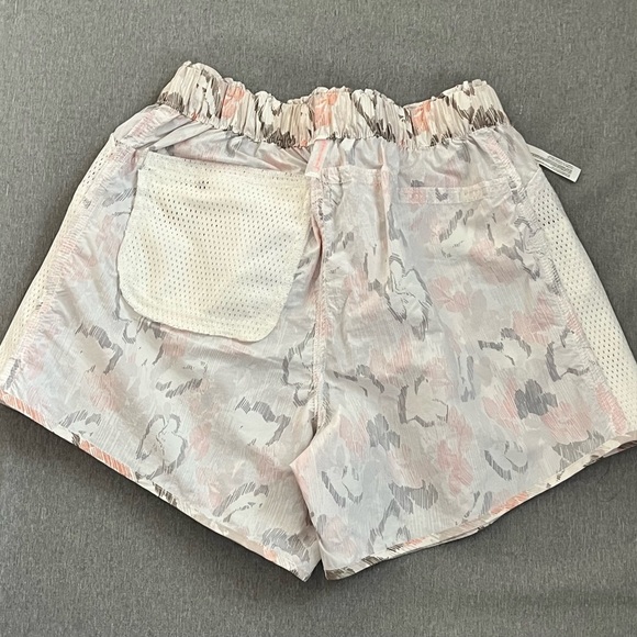 NWT FP Movement Free People into the wild Printed Mid Rise Shorts size XS - Picture 11 of 15